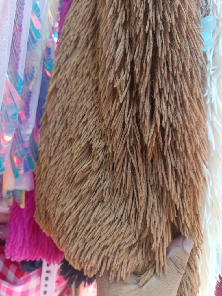 Tela peluche unicolor para decoraciones