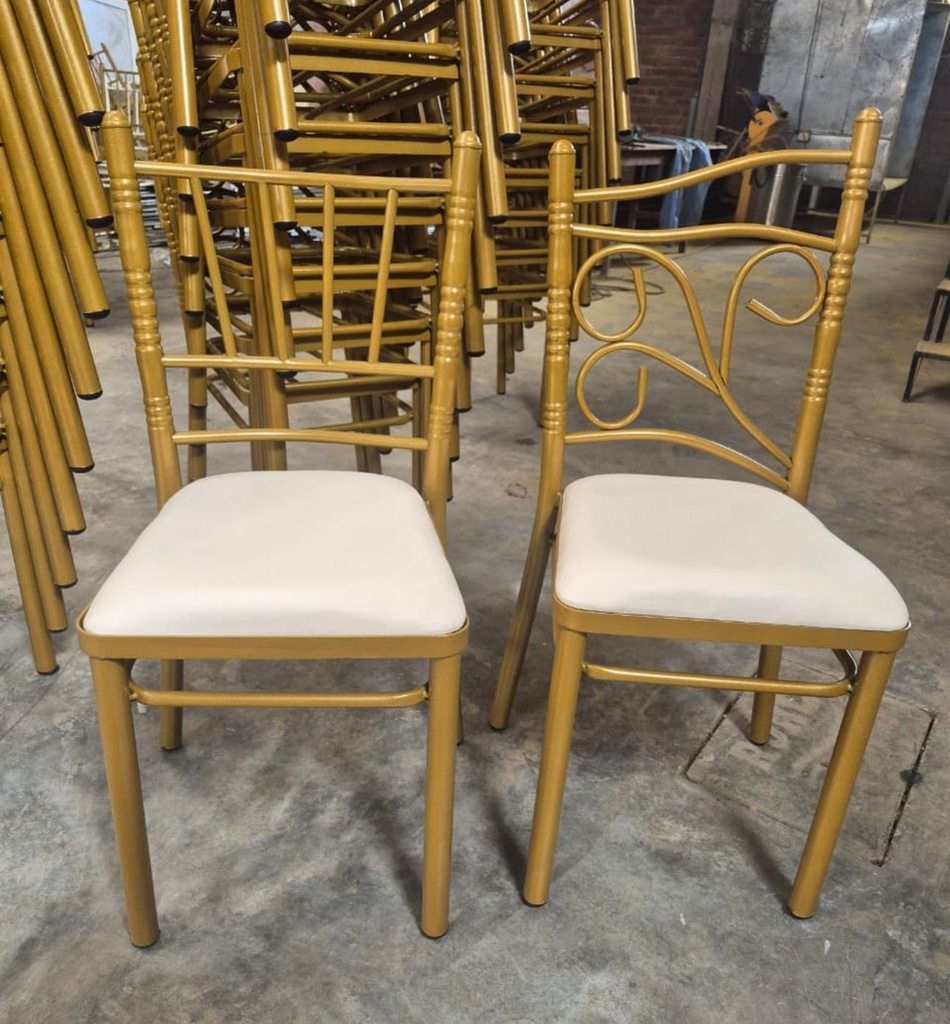 Sillas Tiffany modelo flor para eventos color blanco