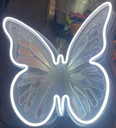 Mariposa luminosa en led de 30x30 cm (Blanco)