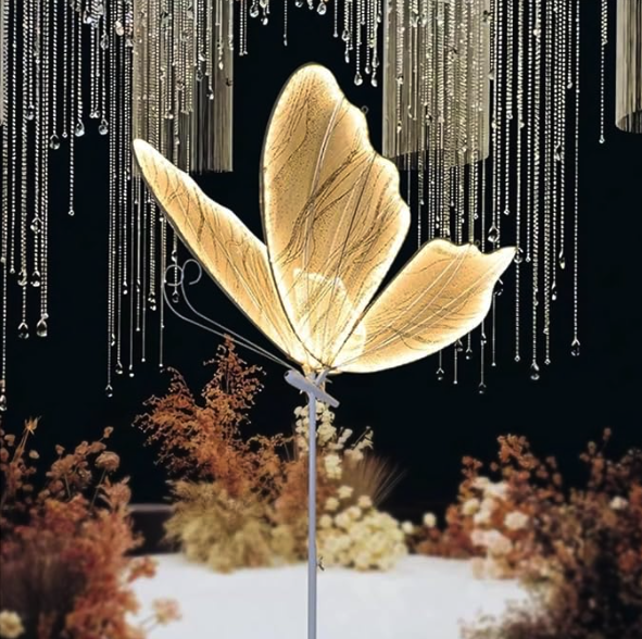 Mariposa luminosa en led con base multicolores 1.20 m