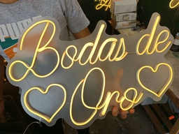Letrero Bodas de Oro en Luz de Neón